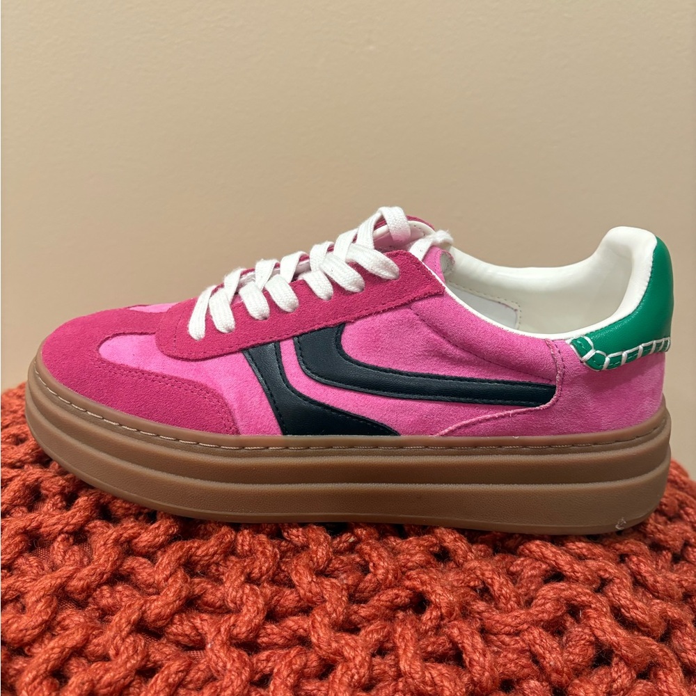 Steve Madden Pink Suede Sneakers 8.5 - Picture 4 of 8